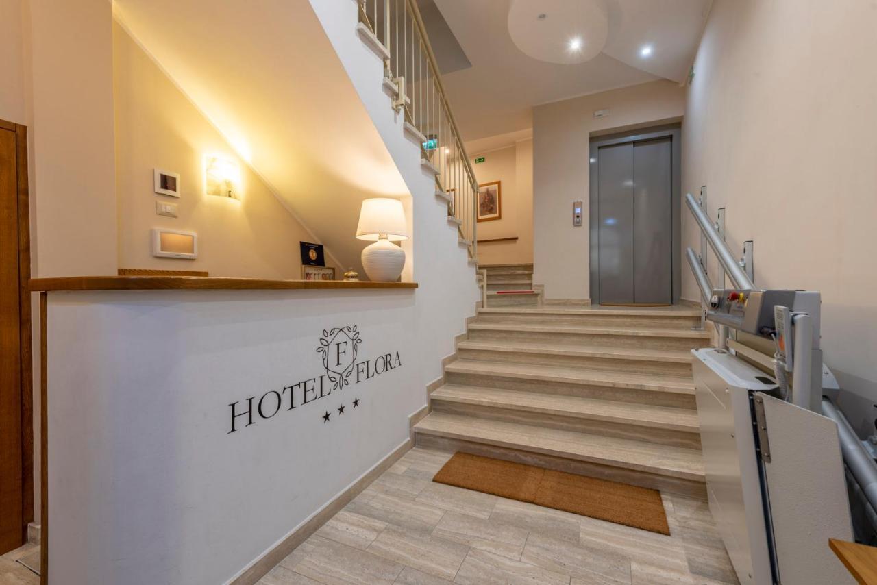 Flora Hotel Todi Dış mekan fotoğraf